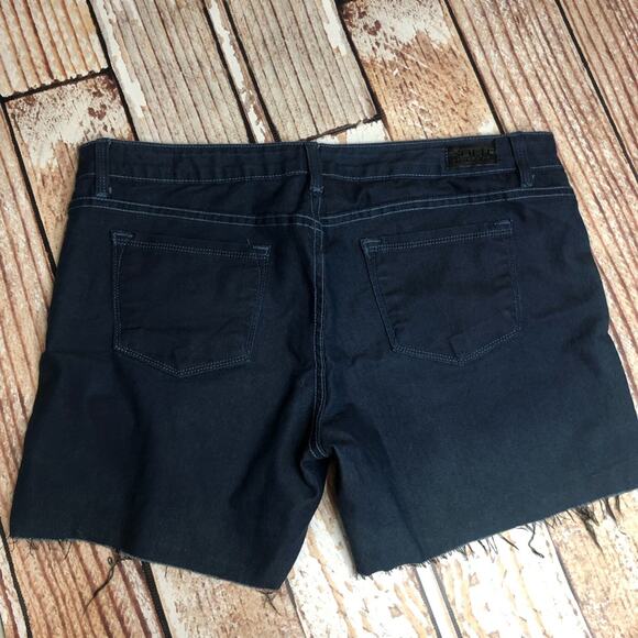 NEW Sold Design Lab reversible denim shorts - Picture 7 of 8